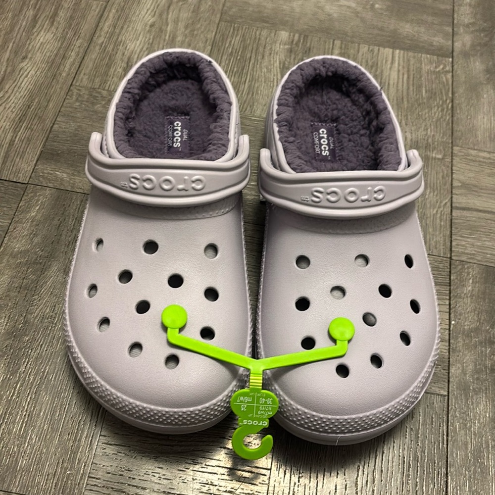 Fur Lined Crocs M7/W9